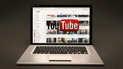 YouTube замедлили в России почти в 10 раз: аудитория сервиса сократилась в два раза